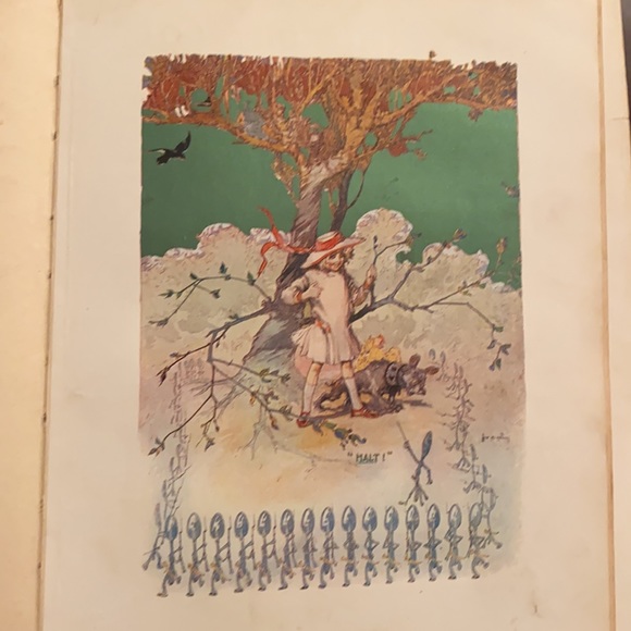 1910 The Emerald City of Oz Book - Picture 11 of 16